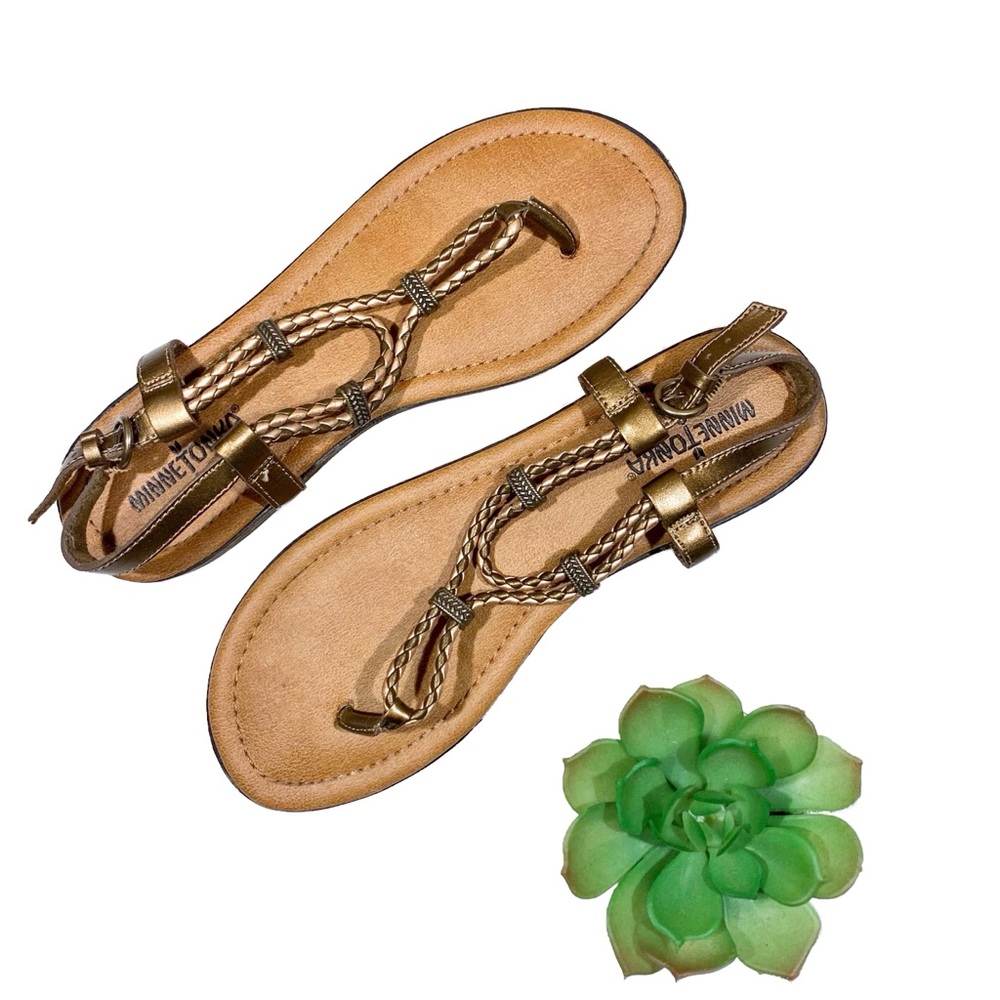 ‼️SOLD‼️Minnetonka Bronze Leather Thong Sandals